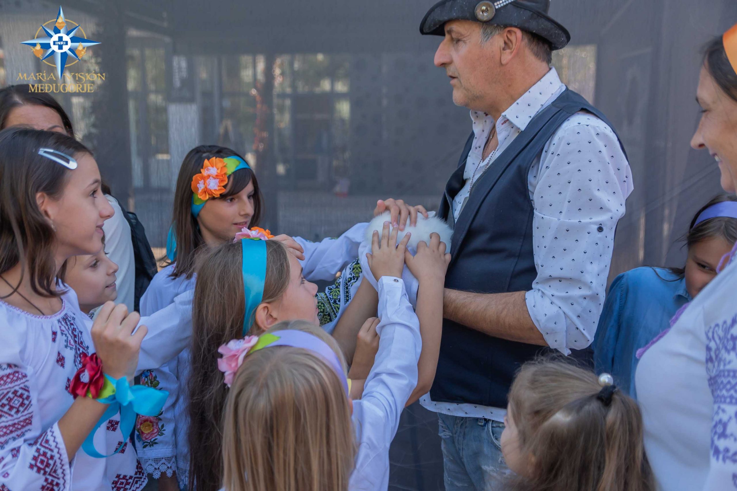 Održana Javna tribina sa svrhom osvještavanja lokalnog stanovništva i javnosti za pružanje pomoći izbjeglicama