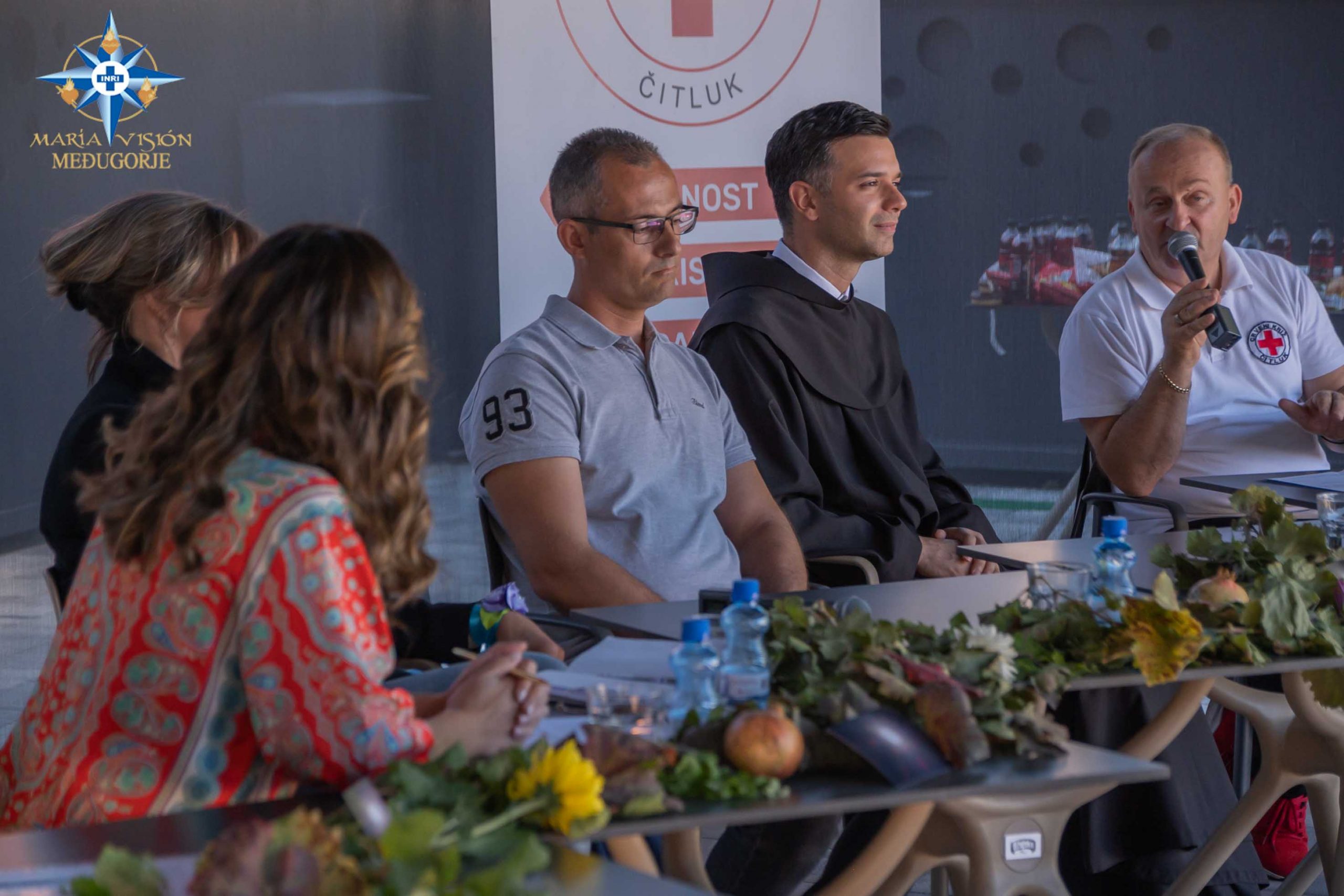 Održana Javna tribina sa svrhom osvještavanja lokalnog stanovništva i javnosti za pružanje pomoći izbjeglicama