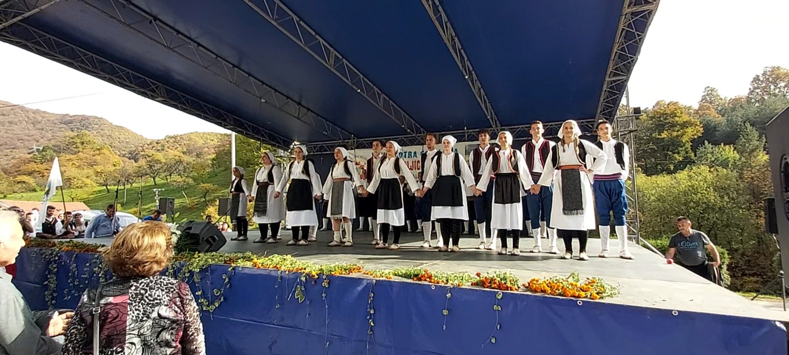 HKUD-a Brotnjo na XXIII. Smotri folklora “Dani Kraljice Katarine” Kraljeva Sutjeska