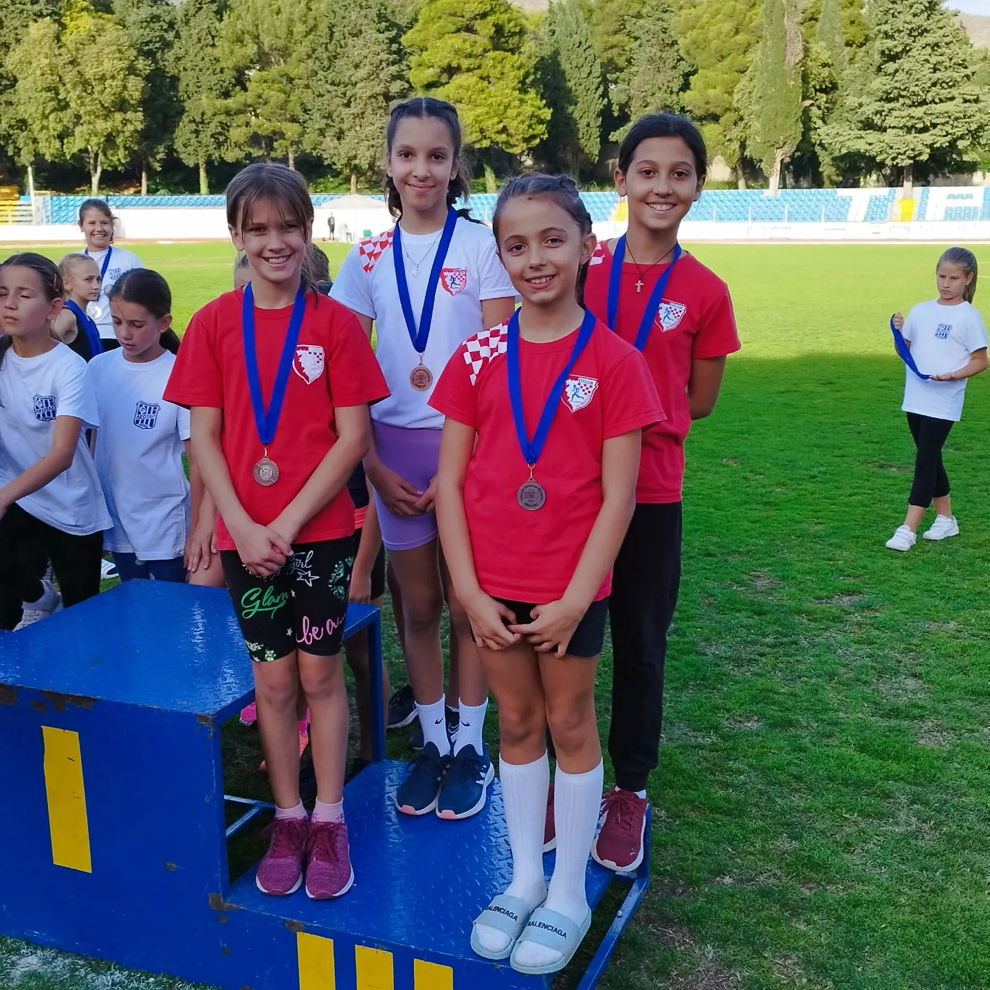 Mnoštvo novih medalja za AK Brotnjo u Atletskoj ligi Hercegovine