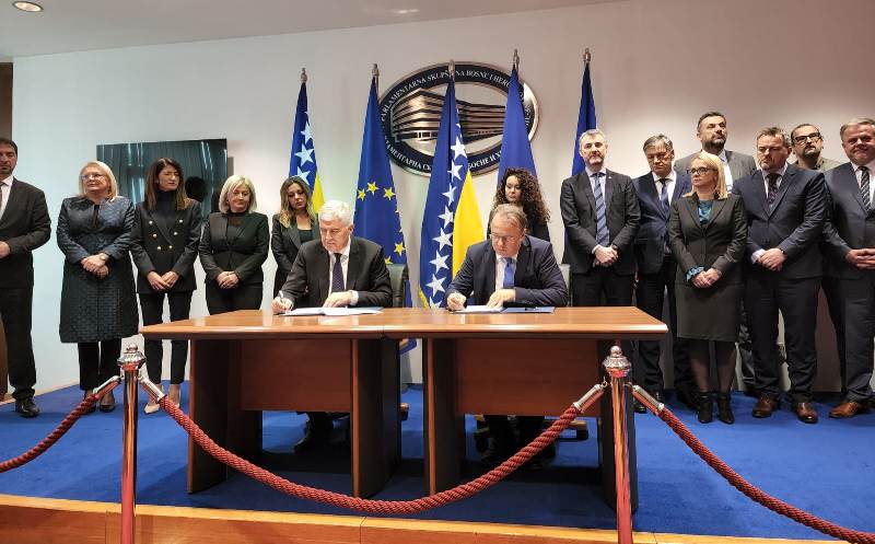 HDZ potpisao koaliciju s Osmorkom! SDA prijeti: Snosit ćete odgovornost!