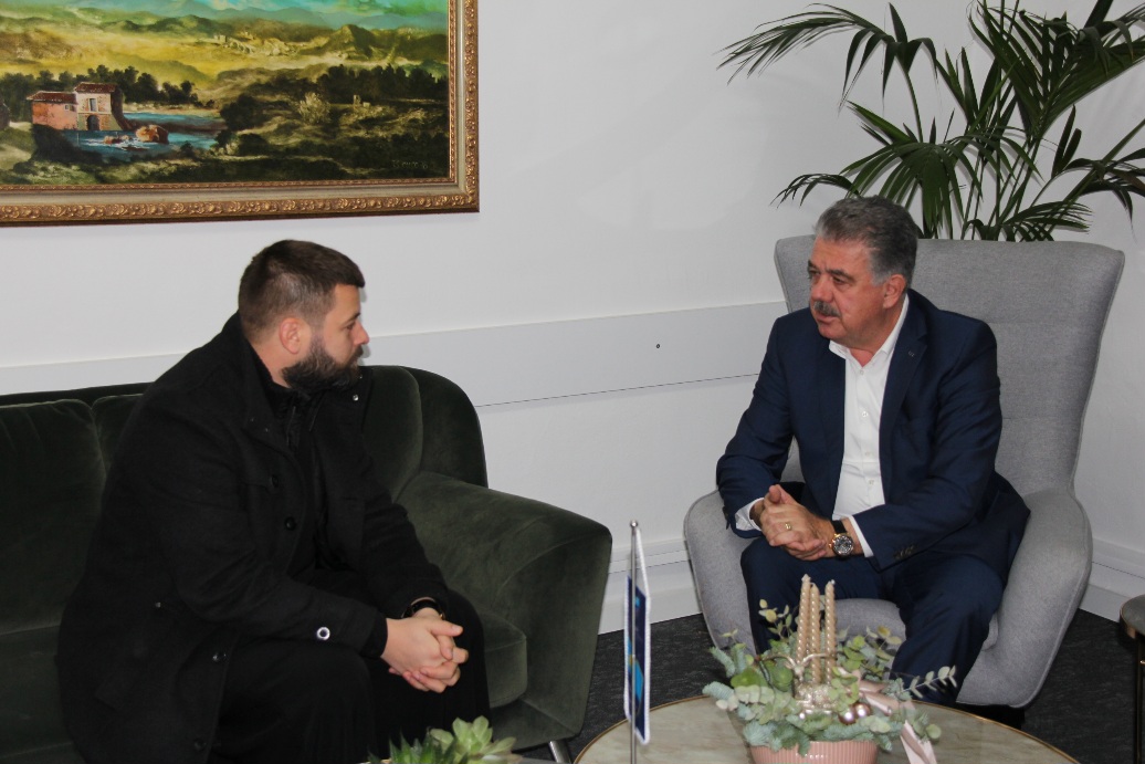 Herceg s mostarskim parohom Kojićem o srpskoj zajednici u HNŽ-u