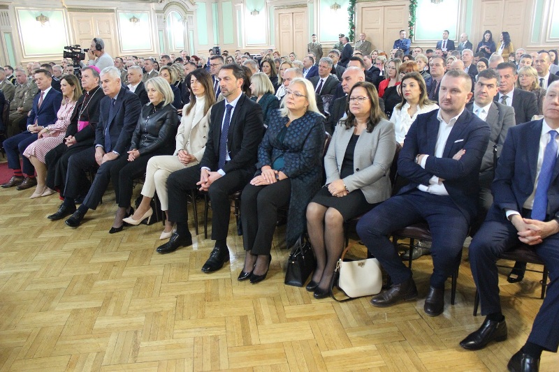 Klapa Bura iz Čitluka nastupila na božićnom koncertu Ministarstva obrane BiH