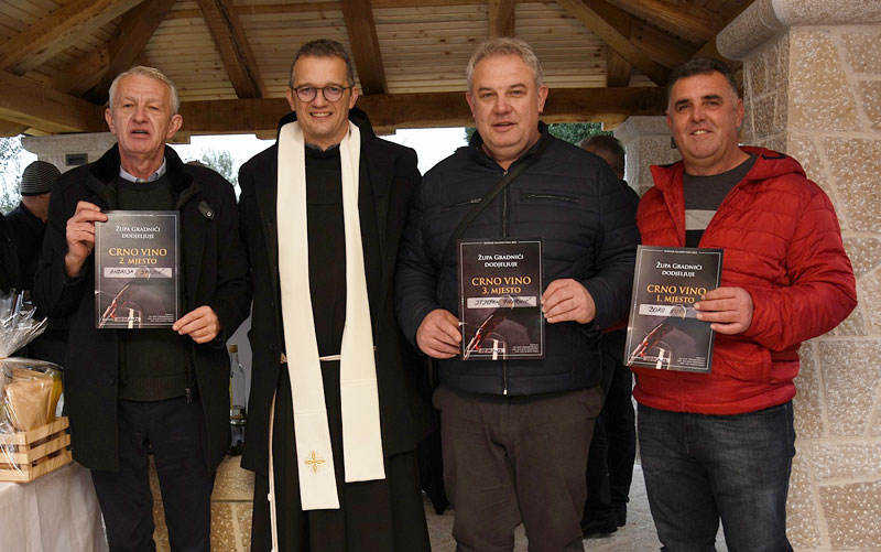 U Gradnićima održano četvrto po redu kušanje mladih vina