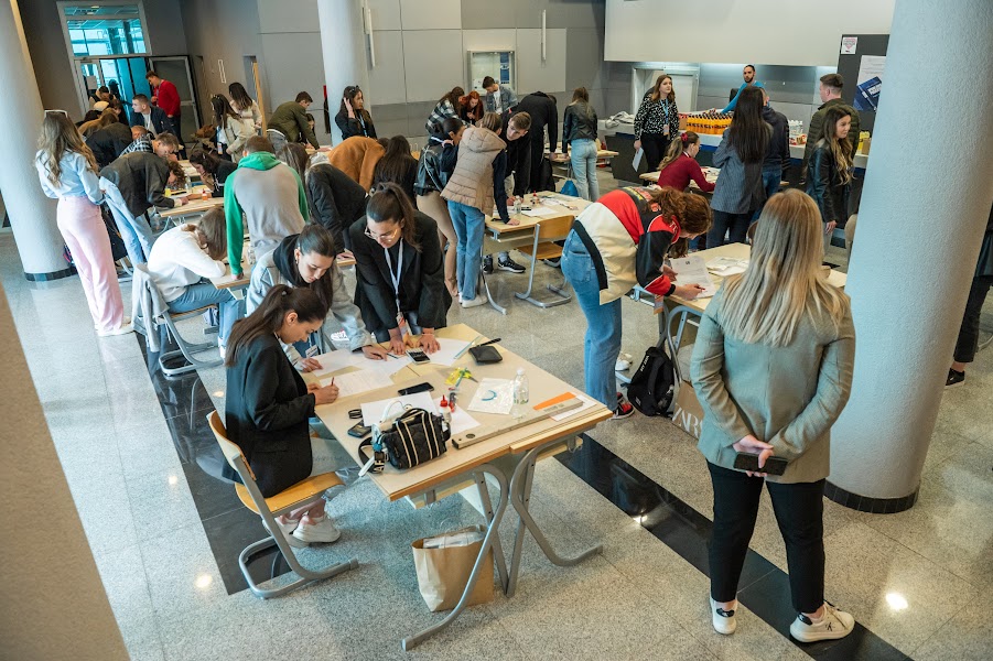 Učenici iz Čitluka sudjelovali na natjecanju “Mjeri, crtaj, gradi”