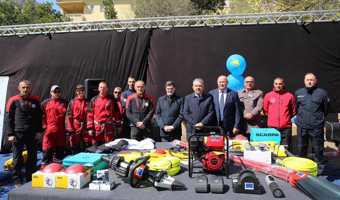Civilnoj zaštiti uručena specijalizirana oprema za spašavanje