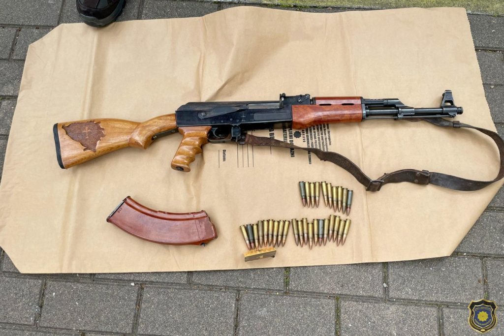 Četiri godine lihvarili “dužnika”: Dvojac pao u filmskoj akciji FUP-a