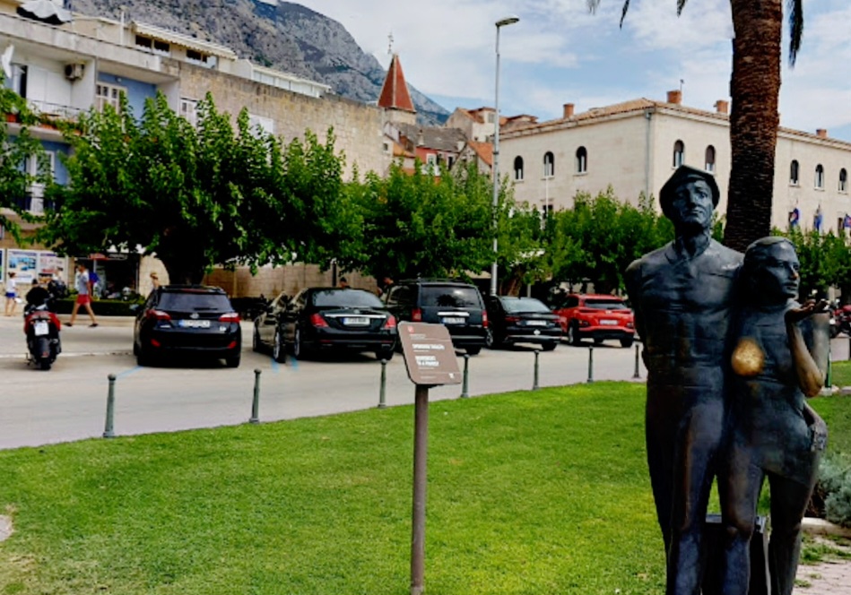 Turistička sezona: Sat parkinga u Makarskoj 4 eura