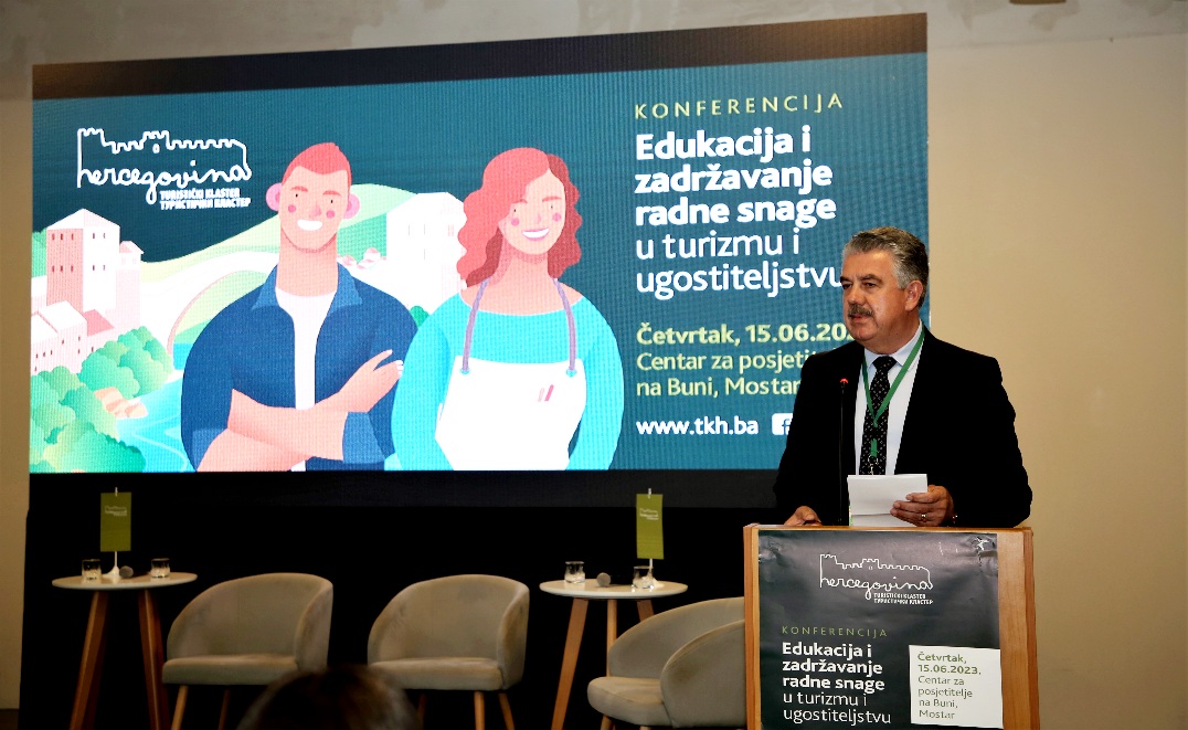 Predsjednik Herceg na konferenciji o turizmu i ugostiteljstvu