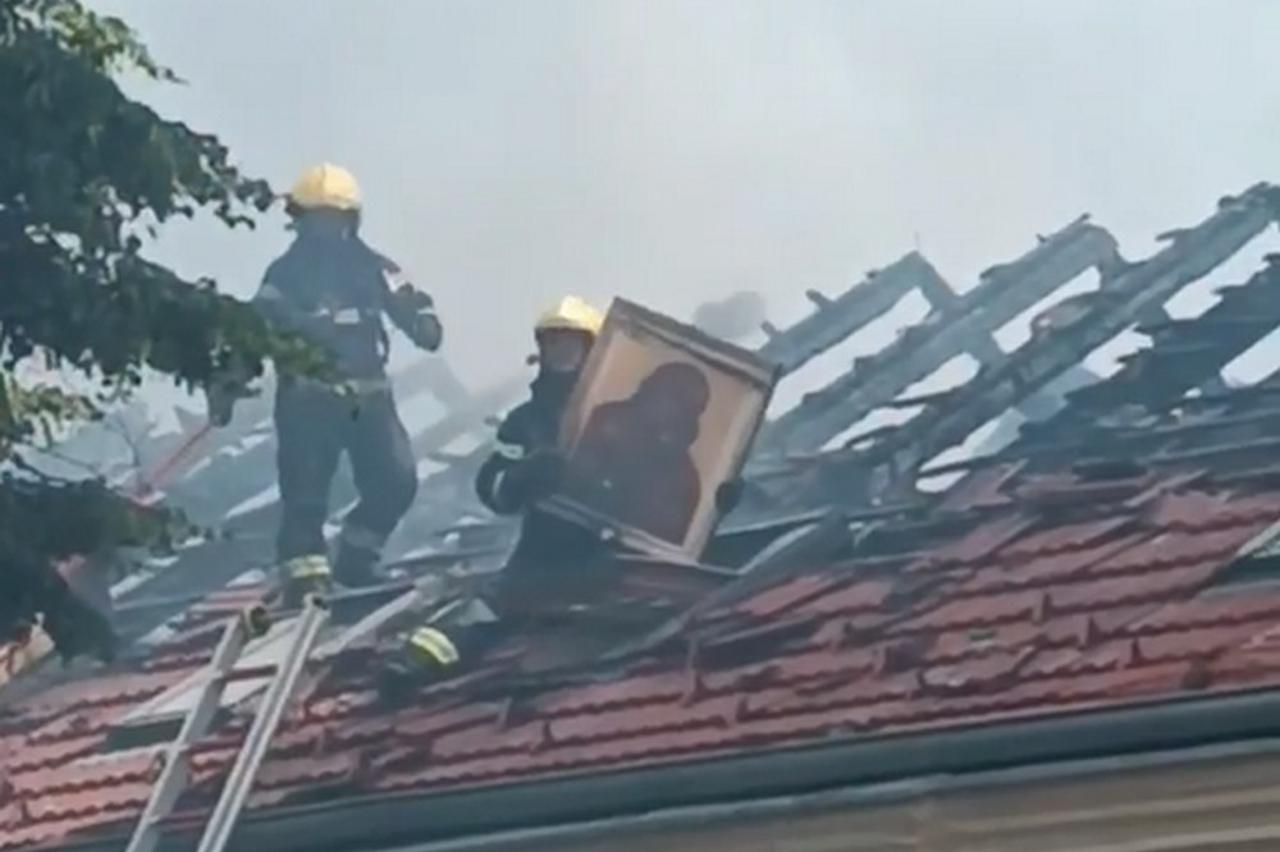 U požaru izgorjelo potkrovlje, slika Blažene Djevice Marije i Isusa ostala neoštećena!