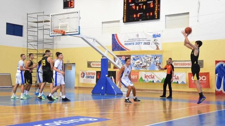 Počeo 10. međunarodni košarkaški turnir „Monte Zott 2023“