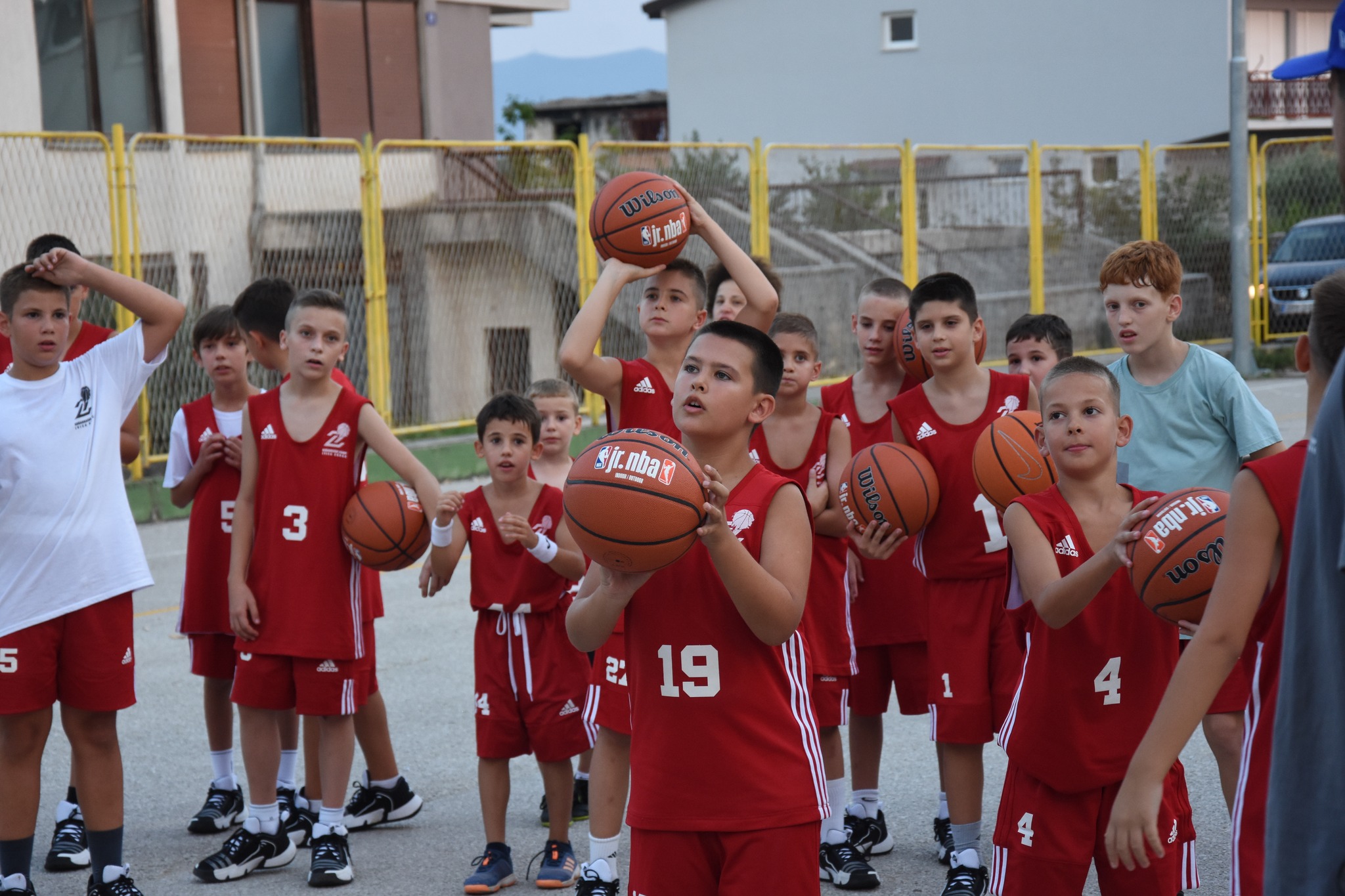 U tijeku upis novih članova u školu košarke HKK Brotnjo