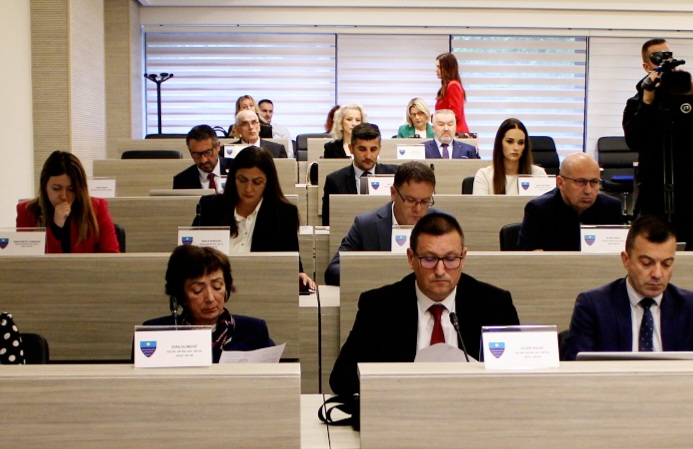 ZZO HNŽ: 3.000.000 KM za domove zdravlja i 203.000 KM za usluge PET/CT – a