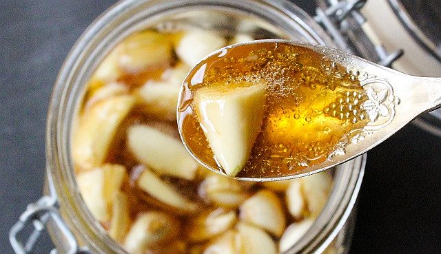 Bijeli luk, limun i med – protiv prehlade i za jačanje imuniteta