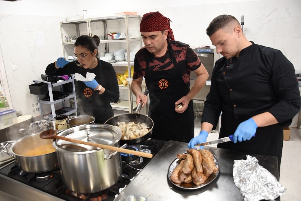 Učenici SŠ dr. fra Slavka Barbarića i vrsni kuhari sudjelovali u humanitarnom projektu „Kuham za tebe“