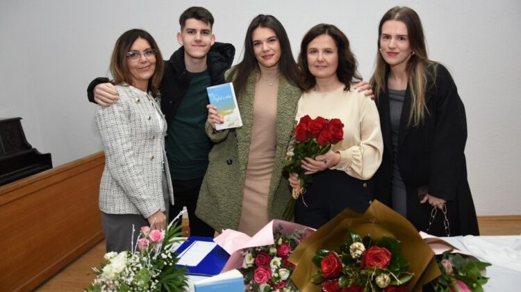 Predstavljana zbirka pjesama Draženke Tole „Pogled u nebo“