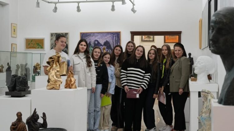 Sekcija Glagoljaši OŠ fra Didaka Buntića sudjeluje na 5. milenijskom natjecanju iz kreativne industrije u Osijeku