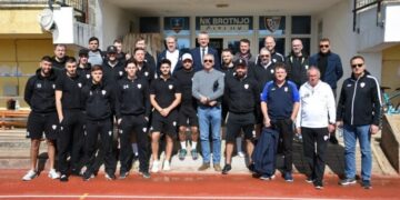 Načelnik Radišić ugostio hrvatske nogometaše iz Švedske