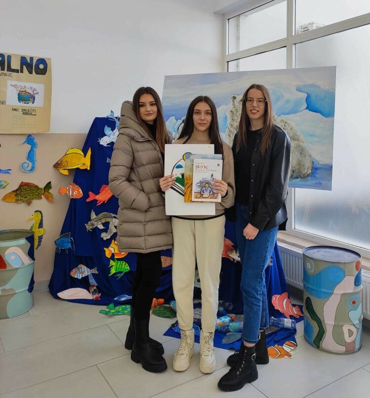 U Osnovnoj školi Čerin provodi se projekt Eko škole