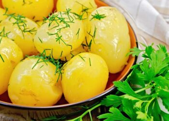 Trik kako dobro skuhati krumpir, dodajte mu…