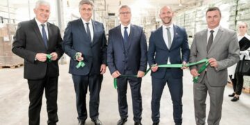 Stanić otvorio novu tvornicu: Sad ima kapacitet za proizvodnju 100 milijuna litara soka