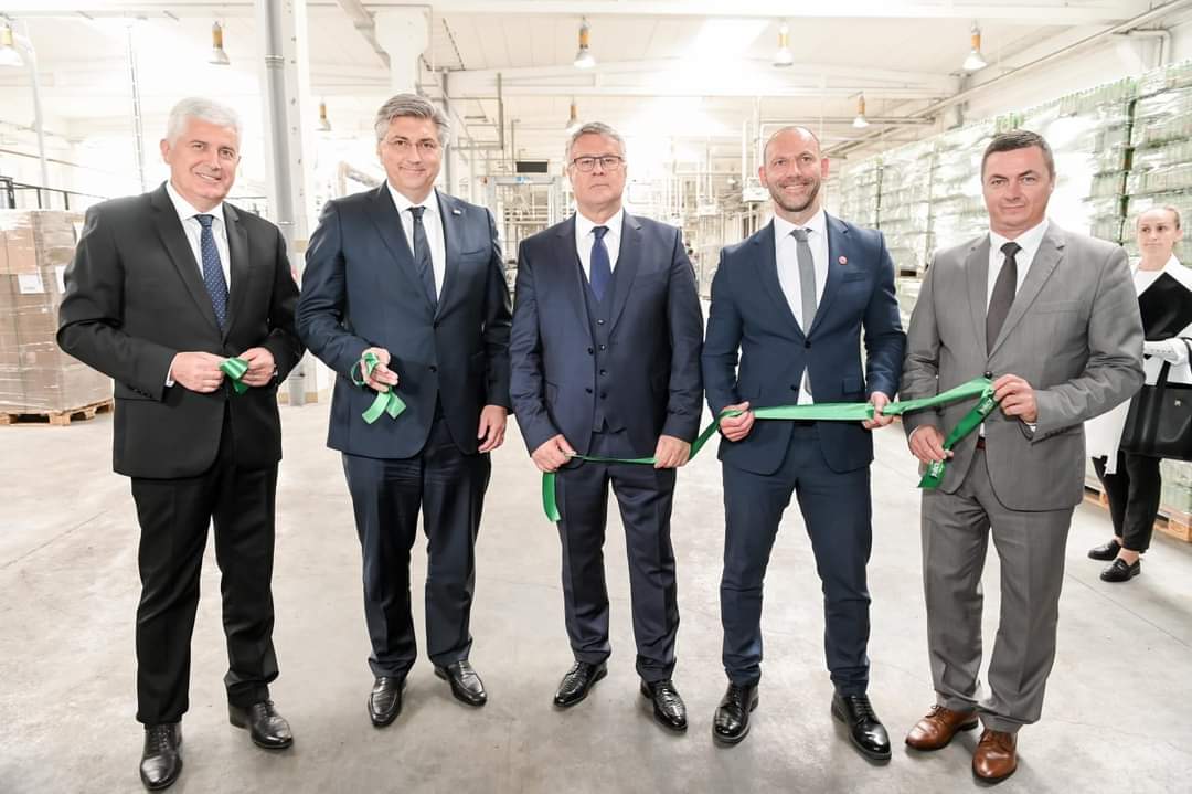 Stanić otvorio novu tvornicu: Sad ima kapacitet za proizvodnju 100 milijuna litara soka