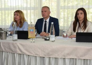 Jednoglasno usvojena odluka o dodjeli 200KM jednokratne financijske potpore maturantima