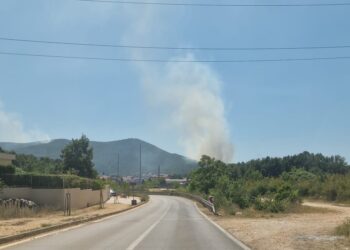 FOTO: Gori brdo Križevac iznad Međugorja, pomoći helikoptera nema bez odobrenja iz Sarajeva