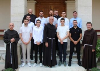 Redovničko oblačenje u Mostaru za 8 novaka