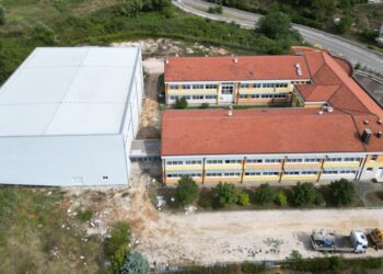 Intenzivno se radi na unutarnjem uređenju sportske dvorane SŠ dr. fra Slavka Barbarića