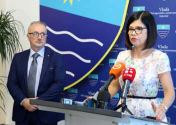 Predsjednica Buhač i ministar Velagić o štrajku prosvjetnih djelatnika