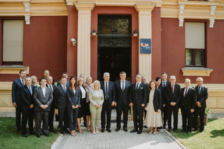 Predsjednik Vlade RH Andrej Plenković u službenome posjetu Sveučilištu u Mostaru