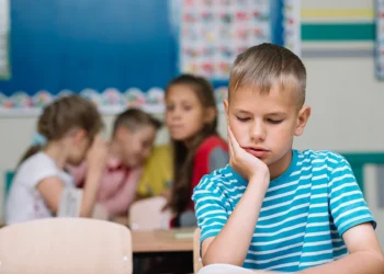 Psihologinja Andrea Tomić: Što učiniti kada se dijete teško uklapa u školski kolektiv?