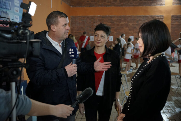 PREDSJEDNICA BUHAČ OTVORILA 13. MEĐUNARODNI PLIVAČKI BOŽIĆNI KUP