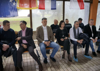 PREDSJEDNICA BUHAČ OTVORILA 13. MEĐUNARODNI PLIVAČKI BOŽIĆNI KUP