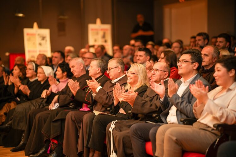 Svečano obilježeno izdavanje 500. broja revije “Svjetlo riječi”