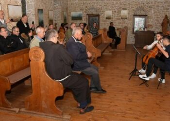 Počela kulturno-duhovna manifestacija “Božićni susret s Maticom u Brotnju”