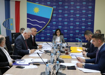 Vlada raspravljala o proračunu i pet novih zakona u HNŽ-u
