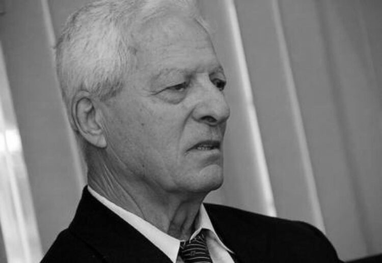 U 91. godini života preminuo Veselko Koroman