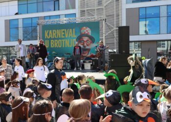 Čitluk u znaku karnevala: Vesela povorka i suđenje “Digitalnom Krnjevalu”