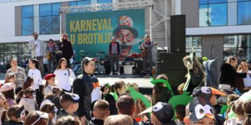 Čitluk u znaku karnevala: Vesela povorka i suđenje “Digitalnom Krnjevalu”