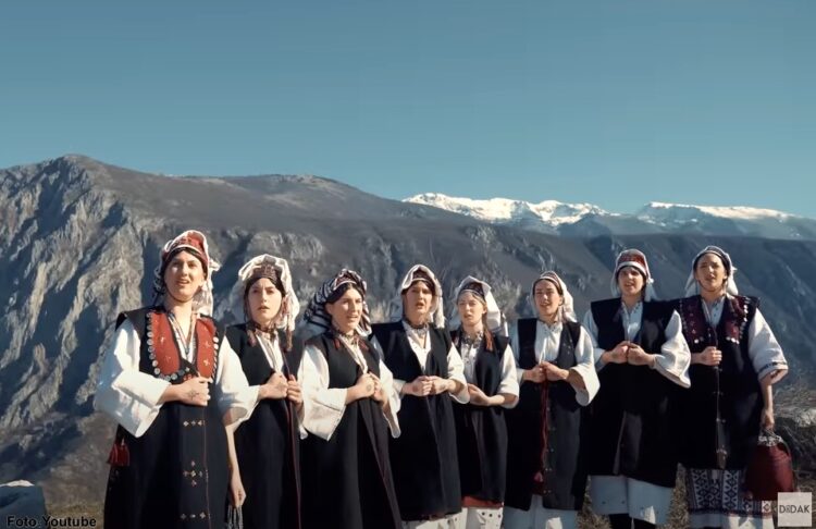 Etno skupina “Didak” iz Čitluka objavila novu pjesmu “Oče naš”