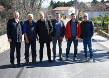 Načelnik Općine Čitluk i predsjednik Općinskog vijeća obišli radove na prometnicama u Bijakovićima