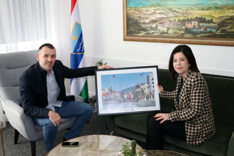 PREDSJEDNICA VLADE POKROVITELJICA I OVOGODIŠNJEG MOSTARSKOG POLUMARATONA