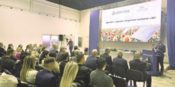 U Mostaru održana konferencija o agrosolarstvu: Sinergija poljoprivrede i solarne energije kao ključ održivog razvoja u BiH