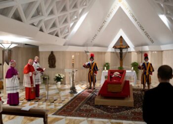 Objavljene posljednje želje pape Franje