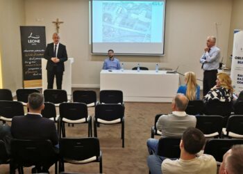 Predavanje direktora Željka Obradovića u organizaciji Udruge gospodarstvenika Brotnjo: Fokus na digitalizaciju, transparentnost i pravnu sigurnost