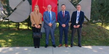 Veleposlanik Švicarske u BiH Gabriele Derighetti održao predavanje o političkom inženjeringu