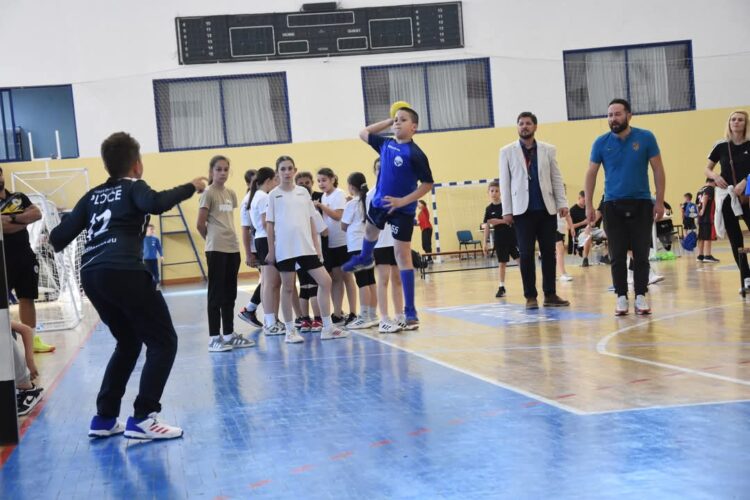 U Čitluku održan međunarodni turnir u mini rukometu