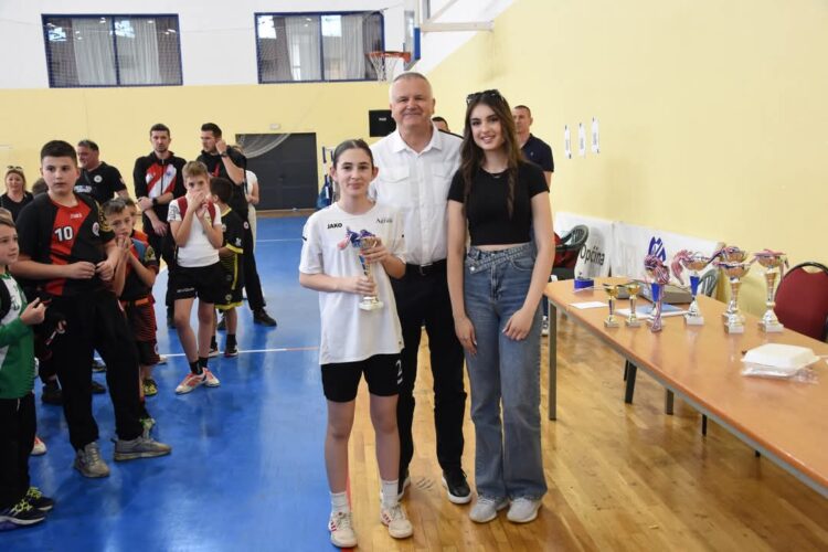 U Čitluku održan međunarodni turnir u mini rukometu